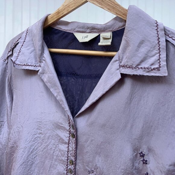 J.jill Lavender Silk Embroidered Floral Button-Down Blouse Top MP Women's Chic - Picture 6 of 9